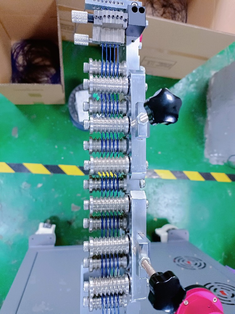 全自动排线打端机,单头自动打端机 全自动打端机双头,全自动单头打端粘锡机 全自动排线打端机,单头自动打端机 全自动打端机双头,全自动单头打端粘锡机